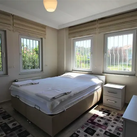 Kybele Villa *